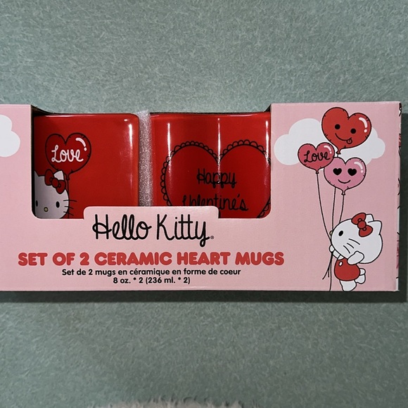 ♥️Heart Shaped Valentine’s Hello Kitty Red  Mugs - NIB - Picture 5 of 6